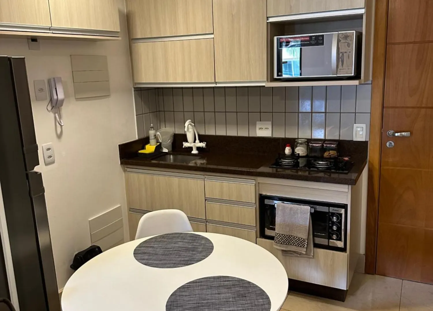 Flat No Life Resort A Beira Lago Brasilia 0*,
