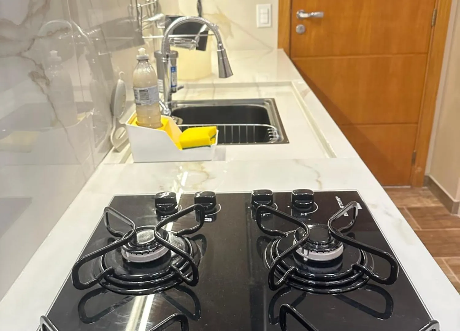 Flat No Life Resort A Beira Lago Brasilia Apartamento