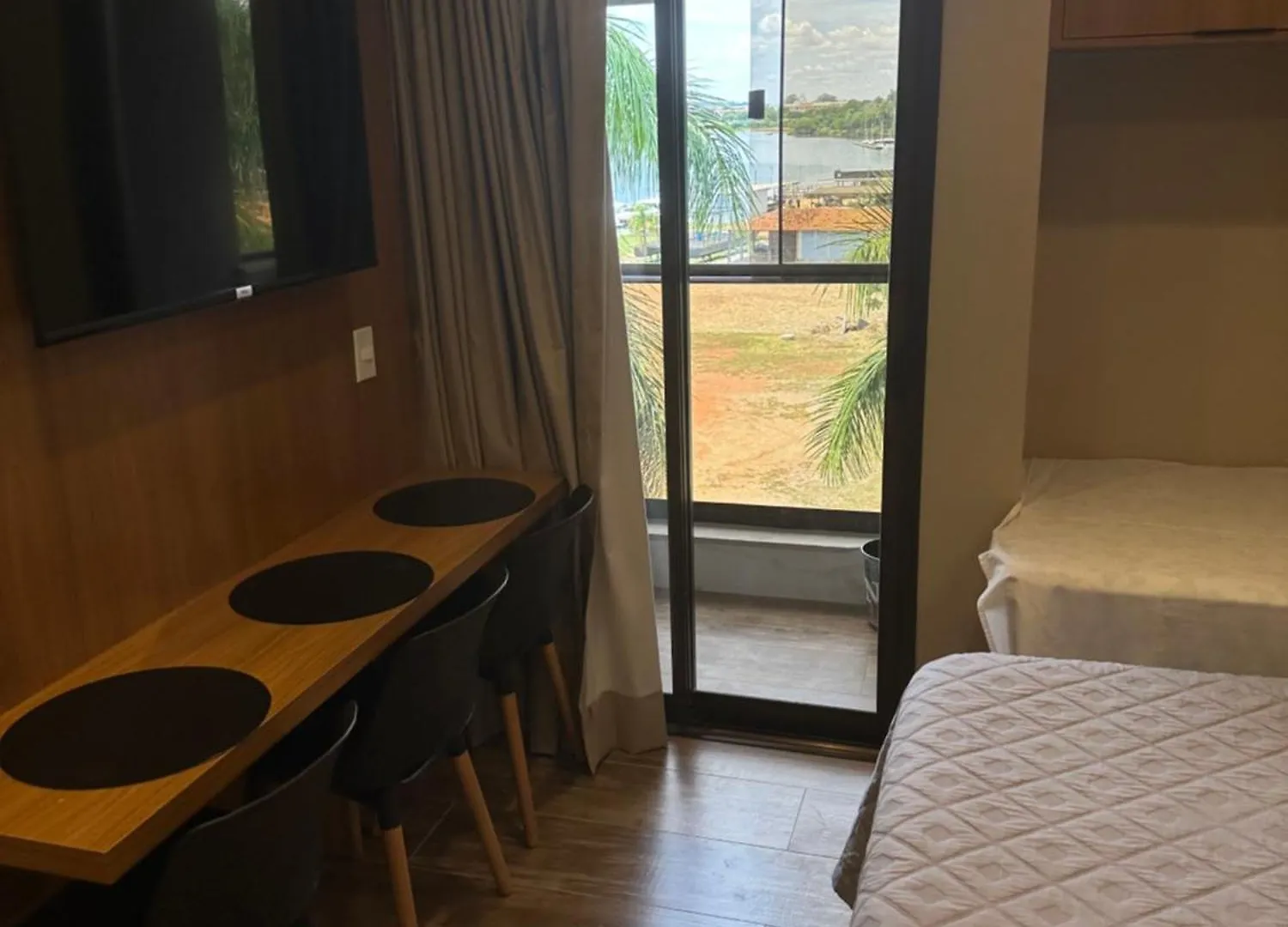 Flat No Life Resort A Beira Lago ブラジリア 0*,  ブラジル